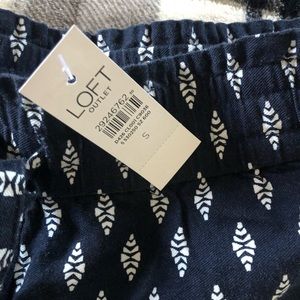 Loft outlet tie waist cotton shorts. New with tags, size small.